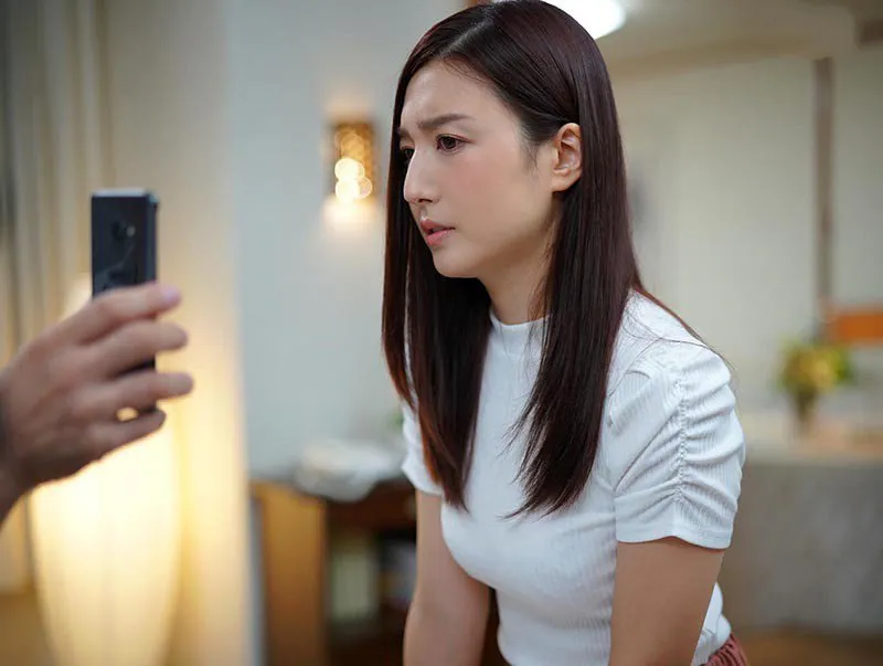 Người vợ lén lút bị anh xã bắt quả tang và cái kết jav