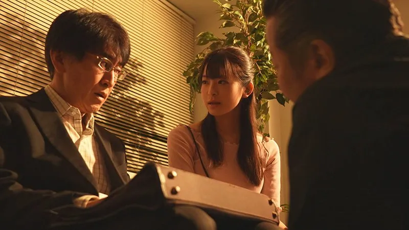 ông chồng vay nợ giang hồ, người vợ phải bán thân để trả nợ