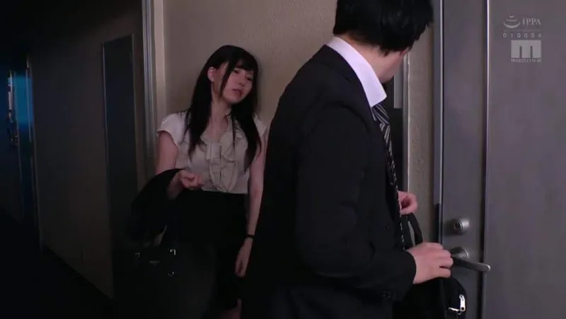 Vợ yêu nhà kề bên nhận nhầm tôi là chồng yêu trong một hôm say xỉn